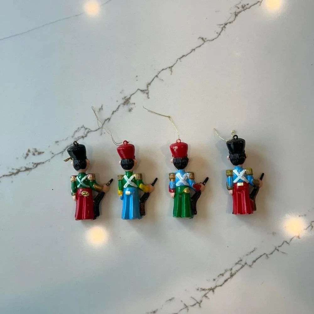 Vintage toy soldier christmas plastic ornaments decor set of 4‎